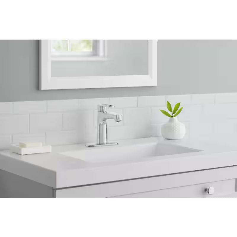 Single-Handle Single Hole Bathroom Faucet in Chrome C2723