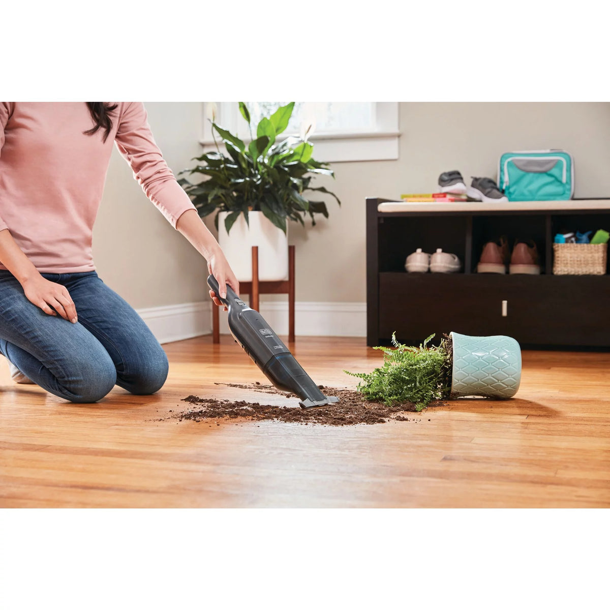 Cordless Slim Handheld Vacuum M81009