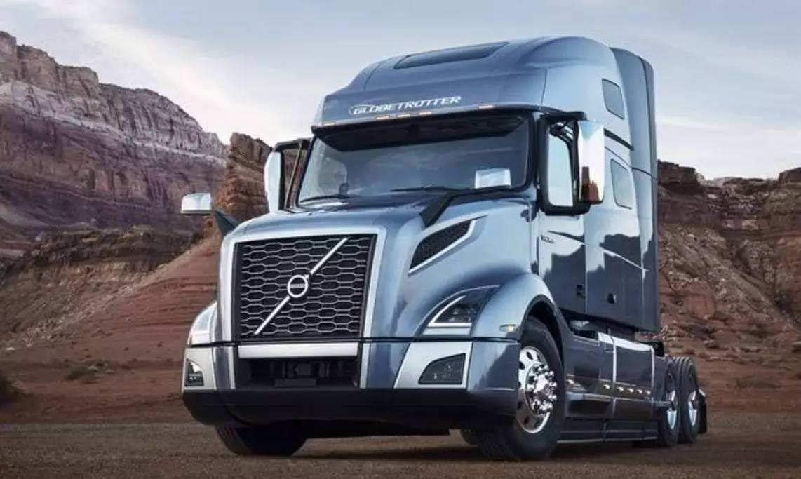 Rearview Mirror Cap with Chrome Housing Passenger Side J386152