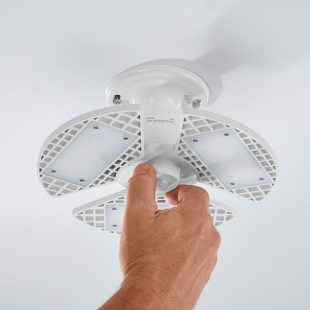 8000 Lumen Motion Sensor Shop Light Z39871